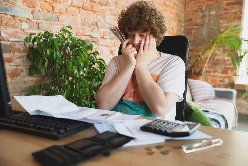 Finanzen ordnen – 6 Tipps für mehr Kontrolle und Stabilität Finanzen ordnen – 6 Tipps für mehr Kontrolle und Stabilität