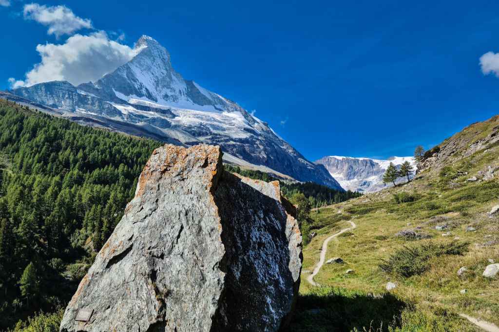 Wandern am Mont Blanc: Entdecke 5 versteckte Wanderrouten Wandern am Mont Blanc: Entdecke 5 versteckte Wanderrouten