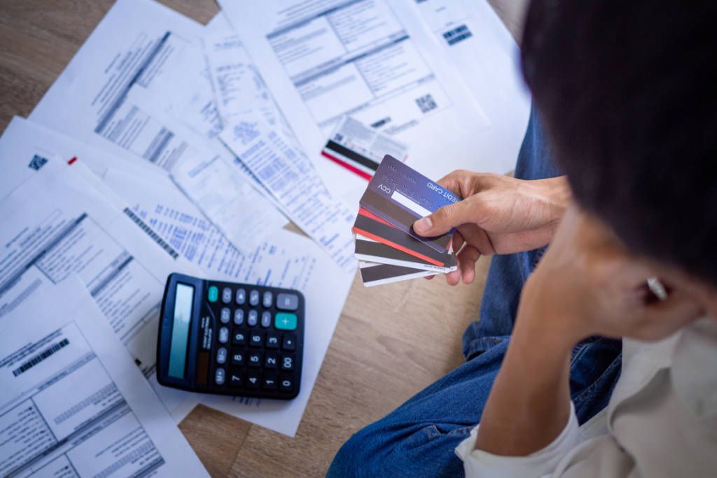 Schuldenfrei werden: Wie befreist du dich von finanziellen Lasten? Schuldenfrei werden: Wie befreist du dich von finanziellen Lasten?