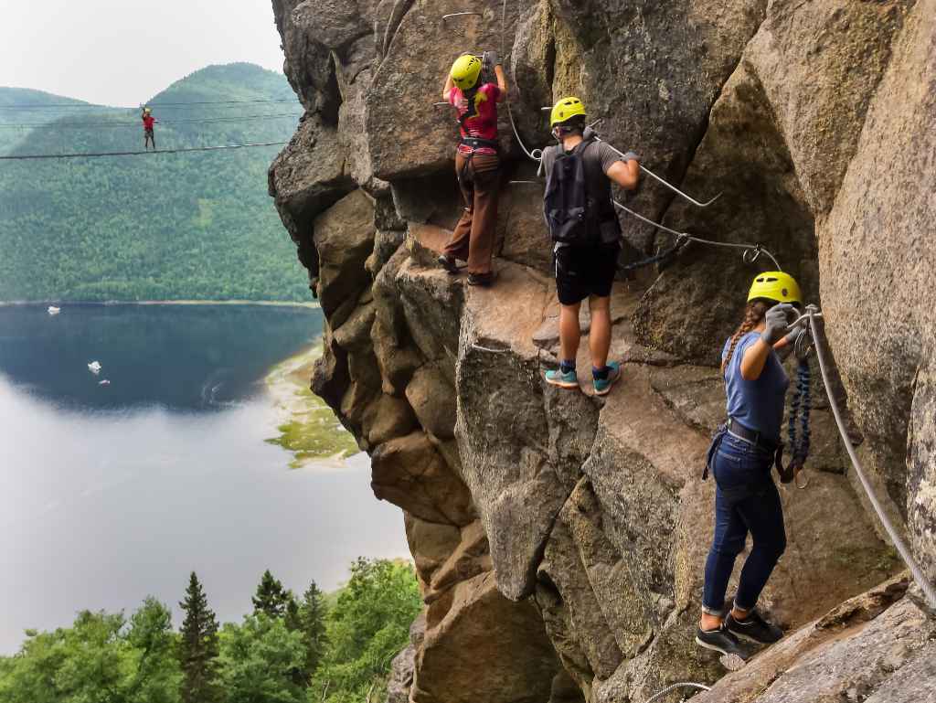 Klettersteige Österreich: Entdecke die beeindruckendsten Routen für Abenteurer Klettersteige Österreich: Entdecke die beeindruckendsten Routen für Abenteurer